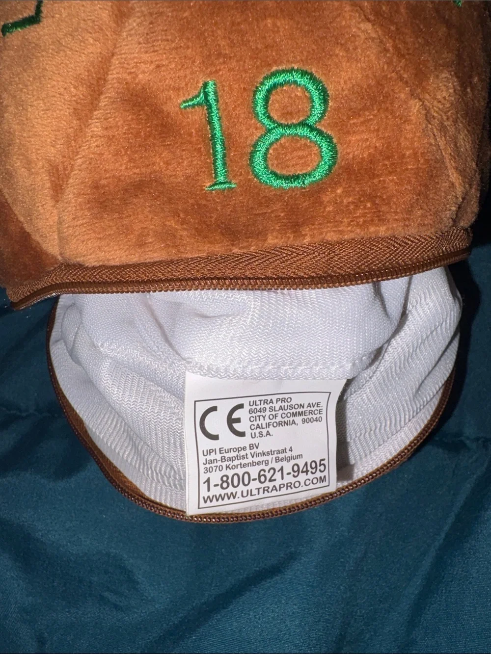 Dungeons & Dragons - Ultra Pro Feywild Copper and Green D20 Plush Dice Bag D & D